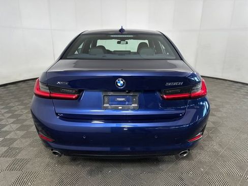 Used 2019 BMW 330i xDrive Sedan w/ Premium Package image 4