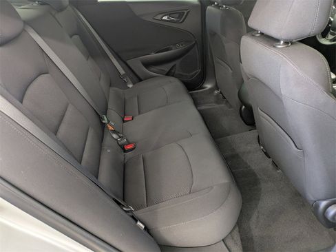 Used 2021 Chevrolet Malibu RS image 30