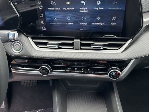 New 2026 Chevrolet Equinox LT w/ Safety and Technology Package AWD/4WD image 17