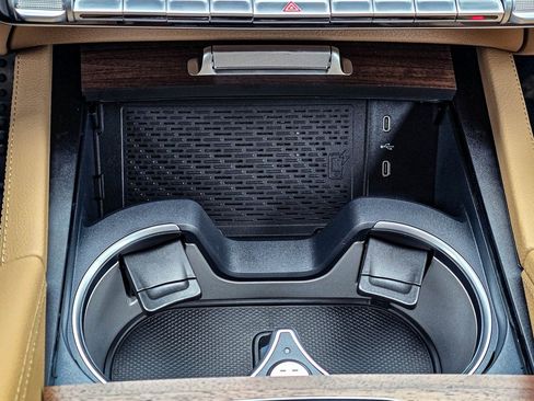 New 2026 Mercedes-Benz GLS 580 4MATIC image 16