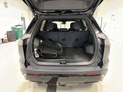 New 2026 Chevrolet Equinox RS w/ LPO, Floor Liner Package image 15