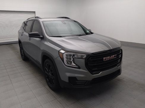Used 2023 GMC Terrain SLE w/ Elevation Edition FWD image 13