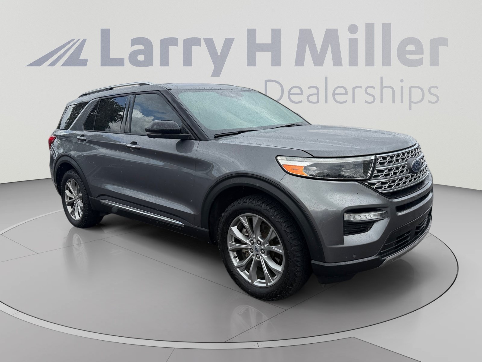 Used 2021 Ford Explorer Limited w/ Equipment Group 301A AWD/4WD image 7
