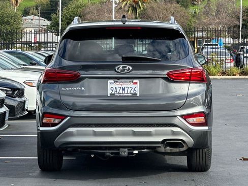 Used 2020 Hyundai Santa Fe SEL w/ Convenience + Premium Package image 4