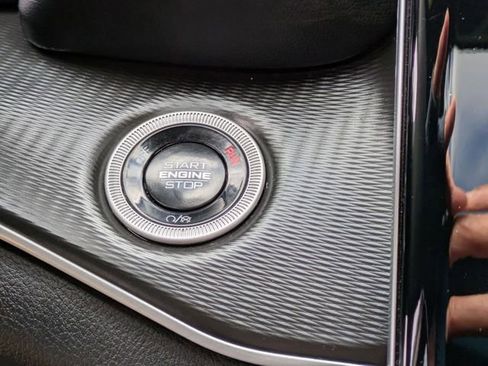 Certified 2024 Jeep Grand Cherokee Laredo X w/ Luxury Tech Group I image 19