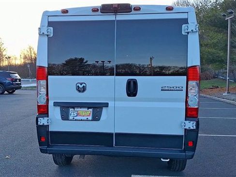 Used 2023 RAM ProMaster 2500 image 7