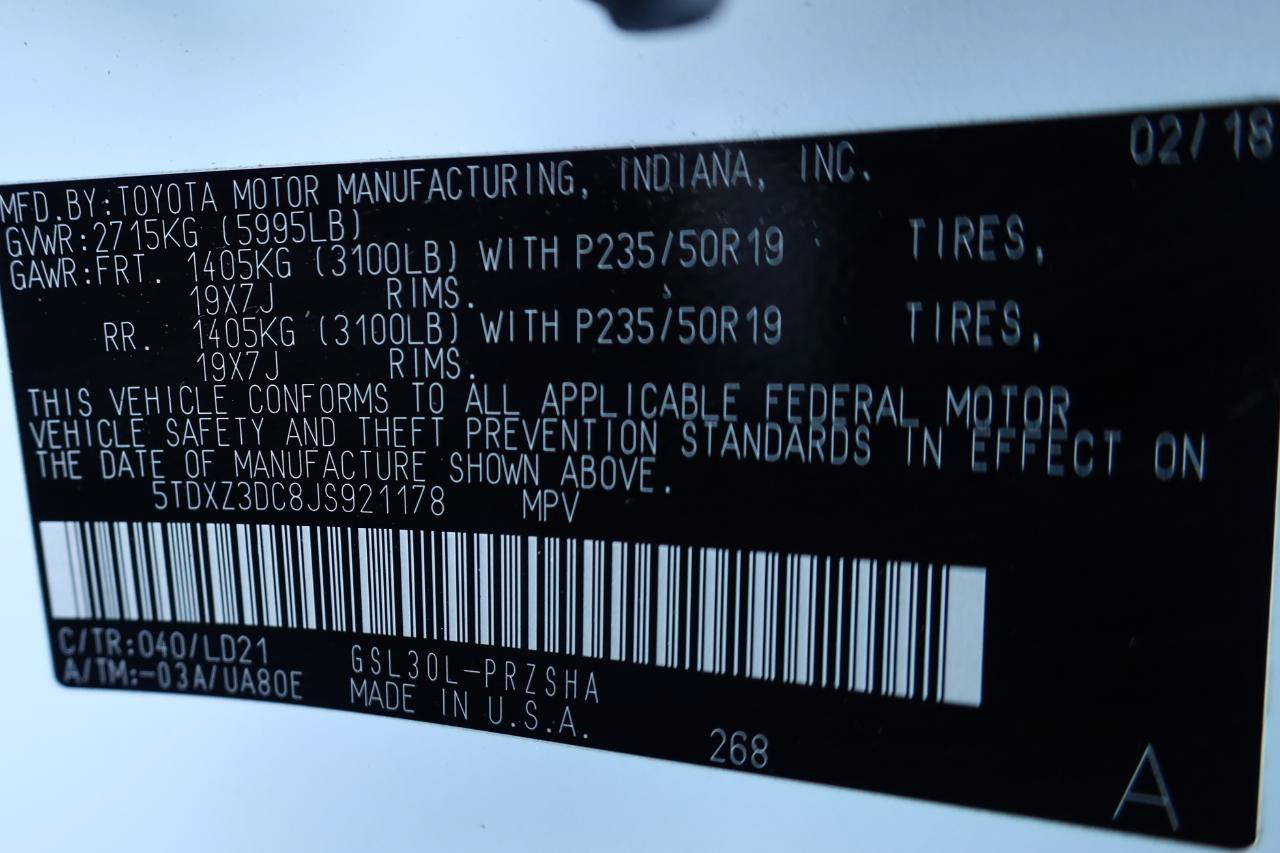 Used 2018 Toyota Sienna SE w/ SE Preferred Package FWD image 17