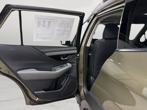 Certified 2024 Subaru Outback Onyx Edition XT AWD/4WD image 32