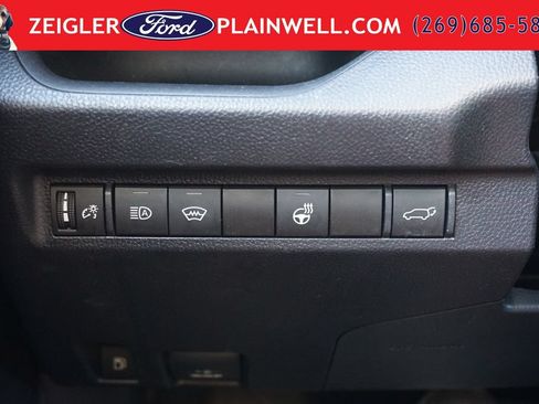Used 2024 Toyota RAV4 XLE w/ Convenience Package AWD/4WD image 30