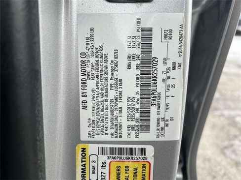 Used 2019 Ford Fusion SE image 26