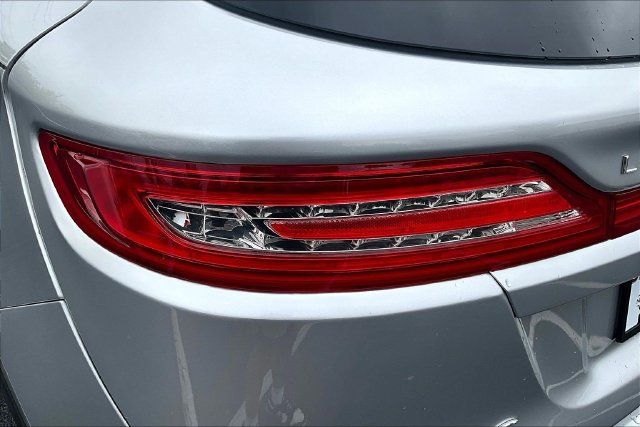 Used 2017 Lincoln MKC Reserve w/ Lincoln MKC Climate Package AWD/4WD image 23