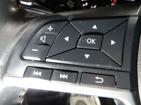 Used 2022 Nissan Altima 2.5 SR AWD/4WD image 21