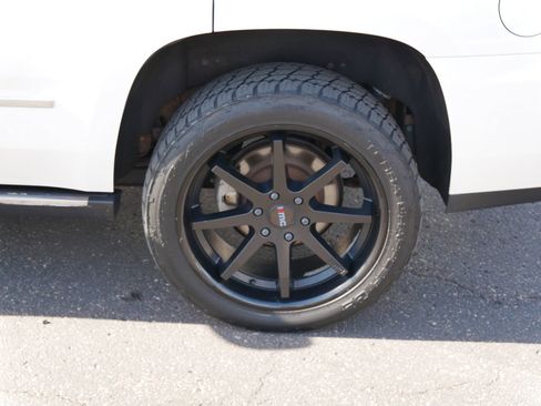 Used 2016 GMC Yukon Denali w/ Open Road Package AWD/4WD image 7