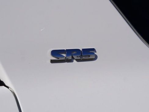 Used 2016 Toyota 4Runner SR5 image 9