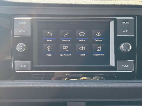 Used 2023 Volkswagen Jetta Sport image 16