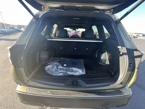 Certified 2025 Subaru Forester Limited w/ Popular Package #1 image 27