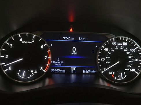 Used 2024 Nissan Altima 2.5 SV image 23