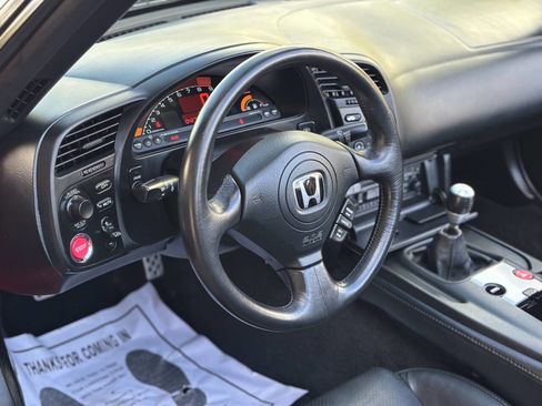 Used 2004 Honda S2000 image 14