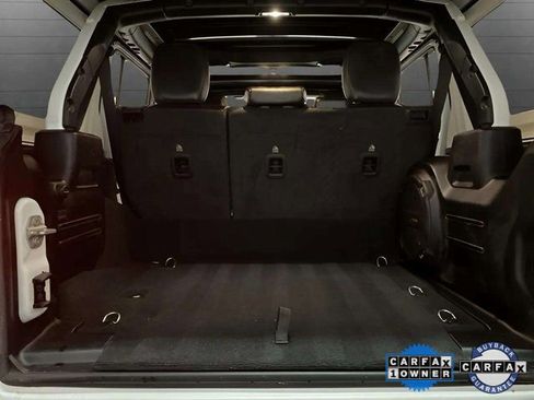 Used 2023 Jeep Wrangler Unlimited Sahara w/ Cold Weather Group image 83