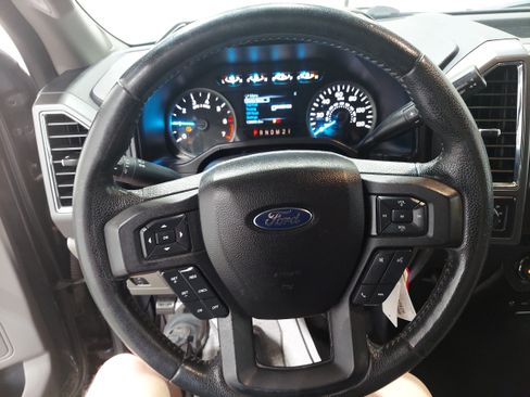 Used 2015 Ford F150 XLT w/ Equipment Group 301A Mid AWD/4WD image 8