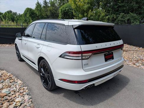 Used 2026 Lincoln Aviator Reserve AWD/4WD image 3