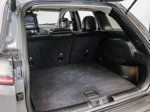 Used 2020 Jeep Cherokee Latitude Plus w/ Comfort/Convenience Group image 48