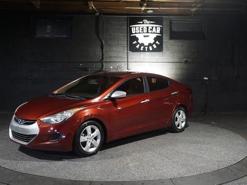 Used 2013 Hyundai Elantra GLS FWD image 1