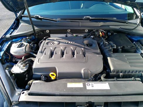 Used 2015 Volkswagen Golf TDI FWD image 47