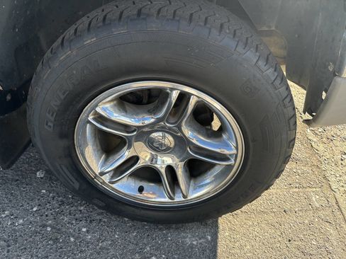 Used 2004 Dodge Dakota SLT w/ Chrome Appearance Group image 19