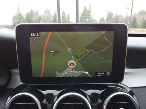 Used 2017 Mercedes-Benz C 300 4MATIC Sedan image 7