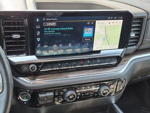 Used 2024 Chevrolet Silverado 1500 LT Trail Boss w/ Convenience Package II image 13