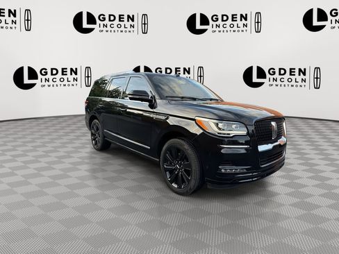 Certified 2022 Lincoln Navigator Reserve AWD/4WD image 2