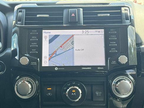 Used 2020 Toyota 4Runner TRD Off-Road Premium w/ Moonroof Package AWD/4WD image 28