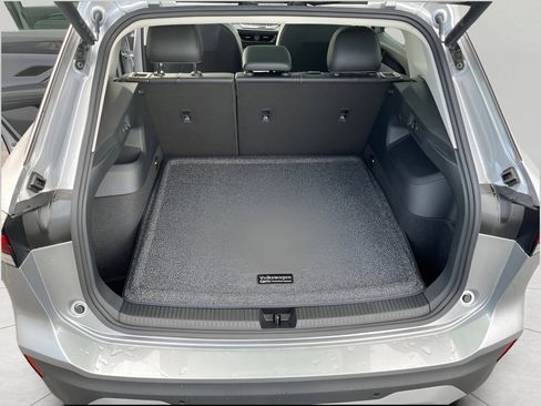 New 2026 Volkswagen Tiguan SE AWD/4WD image 26
