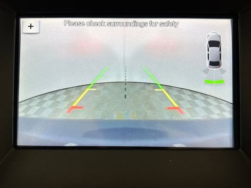 Used 2017 Ford Edge Titanium w/ Equipment Group 301A image 17