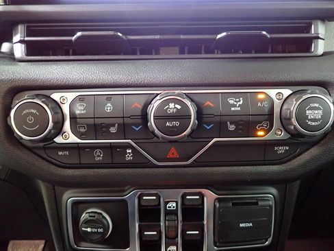 New 2025 Jeep Wrangler Willys image 22