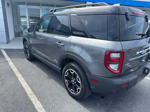 Used 2025 Ford Bronco Sport Outer Banks AWD/4WD image 6
