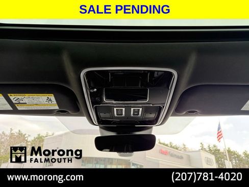 Used 2019 Land Rover Range Rover Velar R-Dynamic SE AWD/4WD image 38