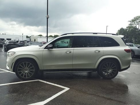 Used 2023 Mercedes-Benz GLS 450 4MATIC image 4