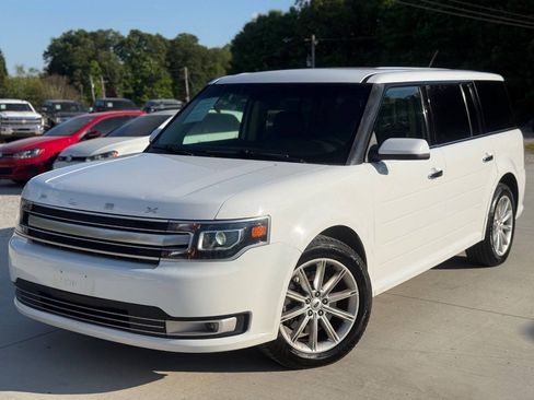 Used 2018 Ford Flex Limited FWD image 3