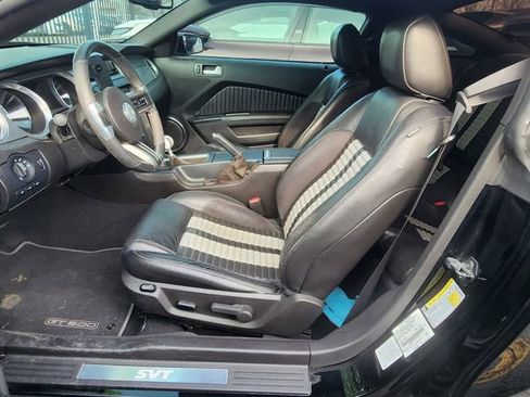 Used 2010 Ford Mustang Shelby GT500 image 3