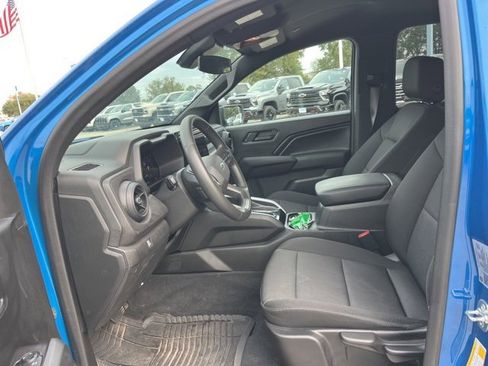 Used 2024 Chevrolet Colorado Trail Boss image 13