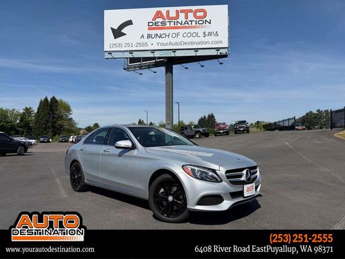 Used 2015 Mercedes-Benz C 300 4MATIC Sedan image 1