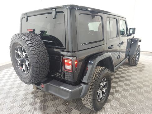 Used 2023 Jeep Wrangler Unlimited Rubicon w/ Cold Weather Group AWD/4WD image 4