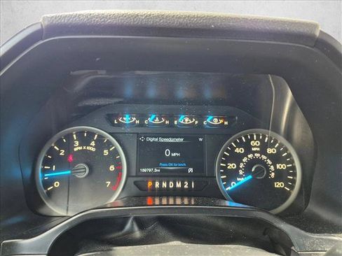 Used 2015 Ford F150 XLT w/ Equipment Group 301A Mid AWD/4WD image 9