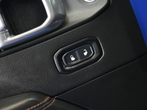 Used 2021 Jeep Gladiator Mojave AWD/4WD image 45