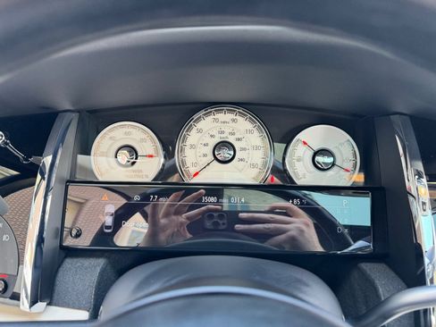 Used 2016 Rolls-Royce Wraith image 13