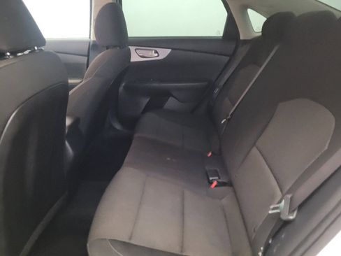 Used 2022 Kia Forte LXS FWD image 18