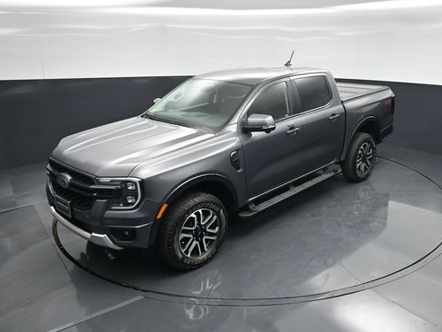 Used 2024 Ford Ranger Lariat w/ FX4 Off-Road Package AWD/4WD image 21