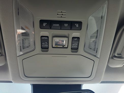 Certified 2021 Toyota RAV4 XLE w/ Convenience Package FWD image 29